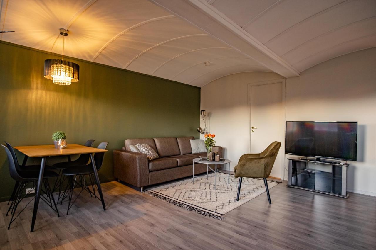 Skagi Bed & Lodge Skaland エクステリア 写真